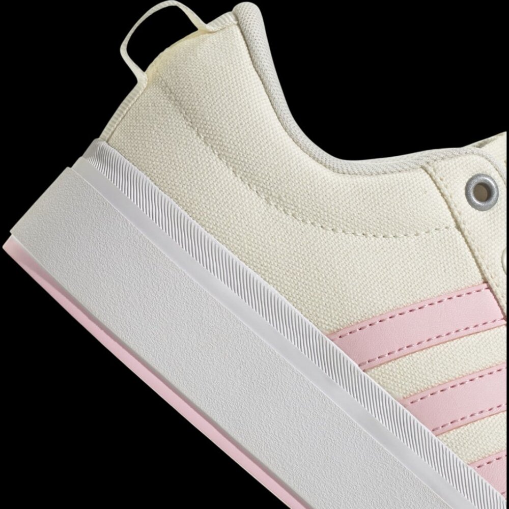 Adidas Bravada 2.0 Platform. Brand New. Womens Size: 7 - 9.5. - Picture 7 of 8